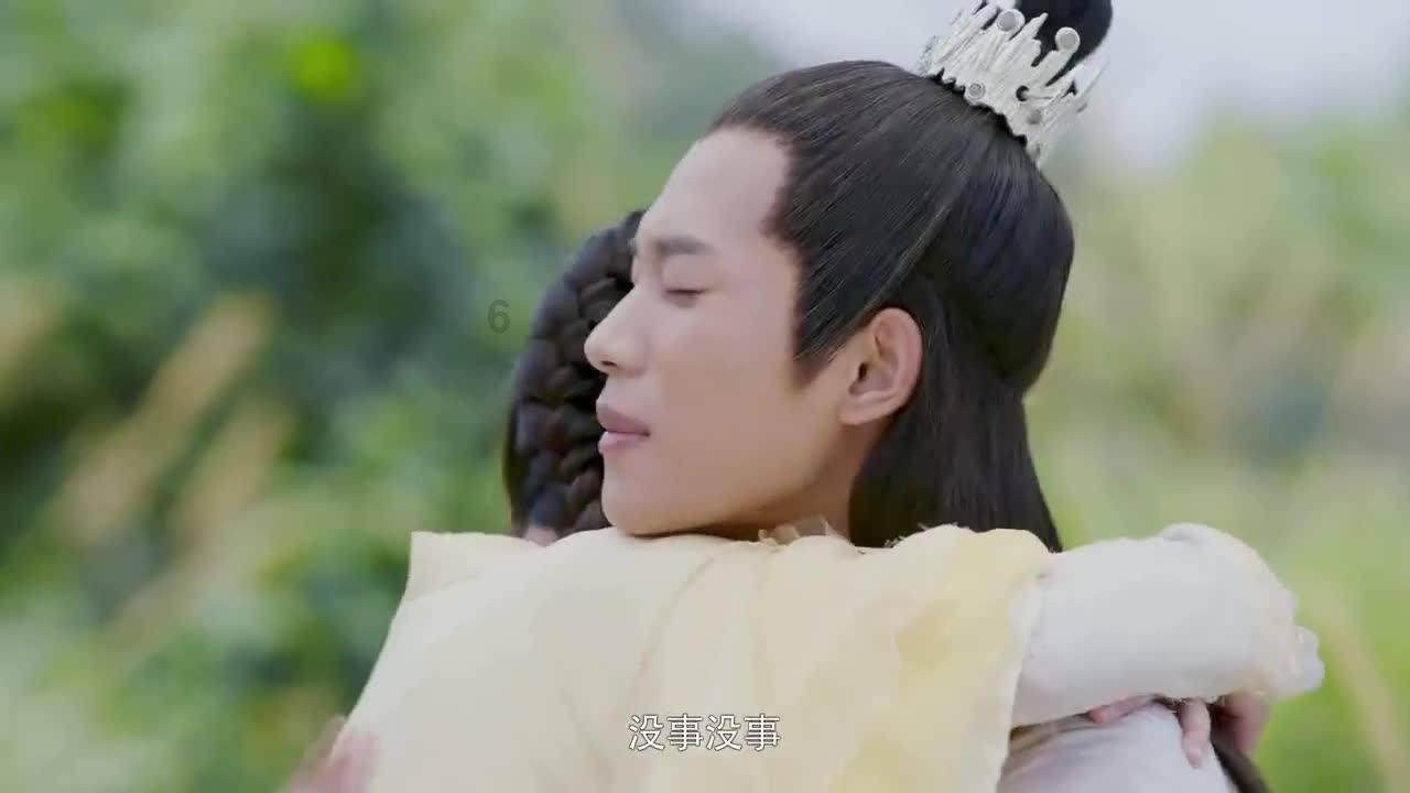 探索52岁的鲁豫穿万元鞋爬山,有2段婚姻的她如今一人生活,她经历了什么?,共享知识的星球平台
